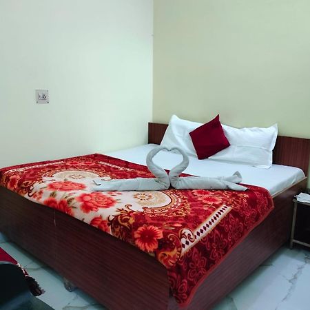Jpm Guest House Varanasi Exterior photo