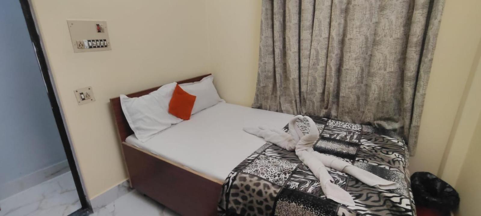 Jpm Guest House Varanasi Exterior photo