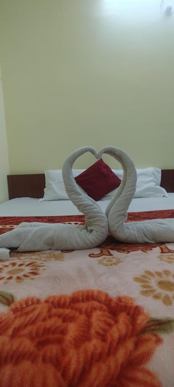 Jpm Guest House Varanasi Exterior photo