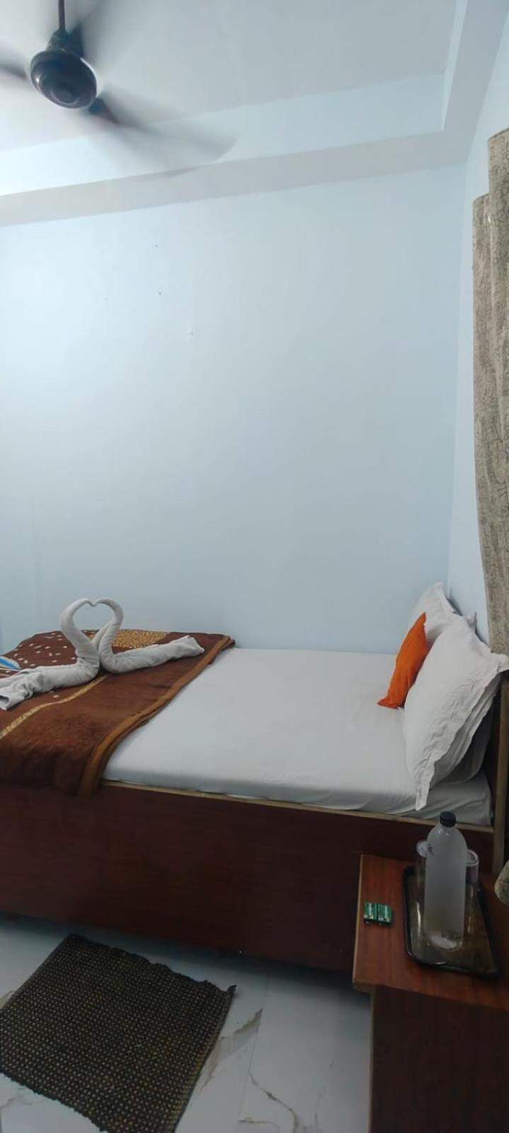Jpm Guest House Varanasi Exterior photo